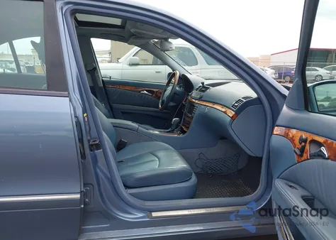 2003 Mercedes-Benz E 320 из США, поврежденный, VIN WDBUF65J73A386482